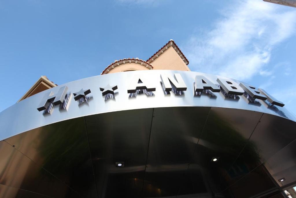 Hotel Anabel Baza Exteriér fotografie
